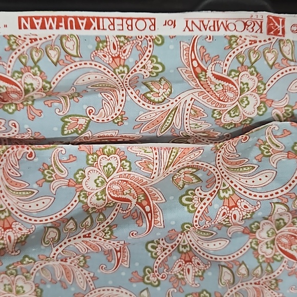 2 yards material - Picture 2 of 3